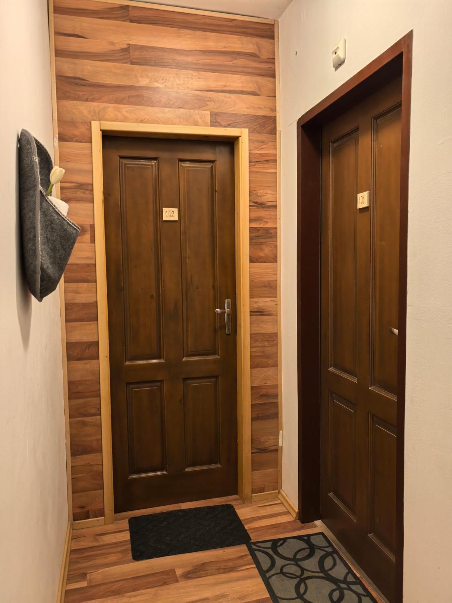 4 Rooms Plowdiw Exterior foto